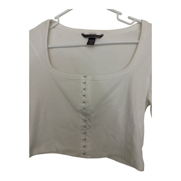 Victoria's Secret Cream Long Sleeve Cropped Blouse - Picture 2 of 4